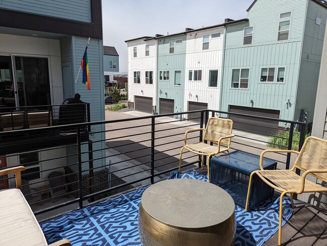 Photo - 1621 West 67th Cir