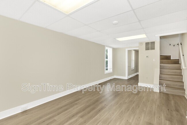 Photo - 152 E South St