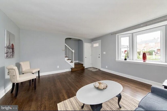 Photo - 1224 Winston Ave