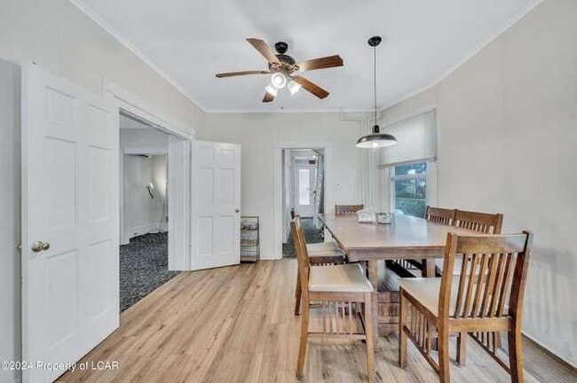Photo - 251 N Main St