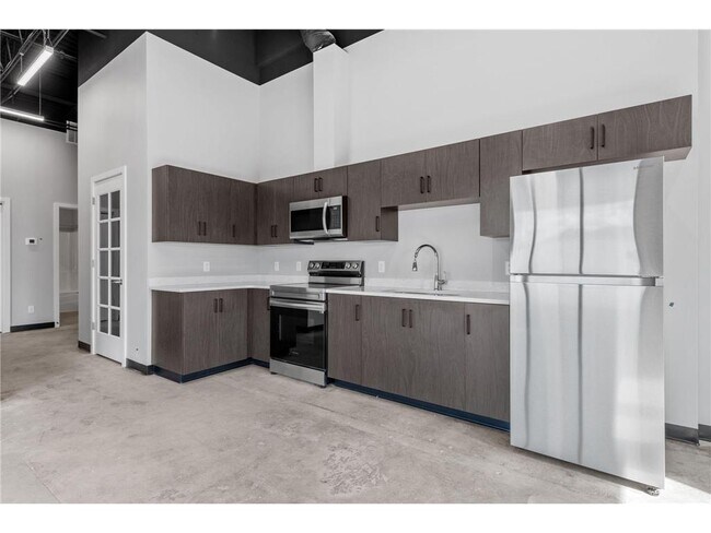 Photo - 801 SE 9th St Unit 201