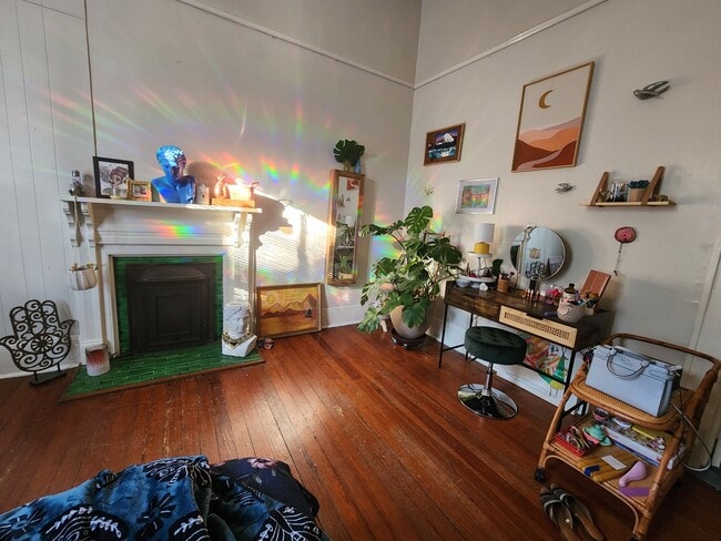 Dormitorio 1 - 2511 Napier Ave