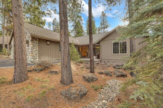 Photo - 9 Wallowa Ln