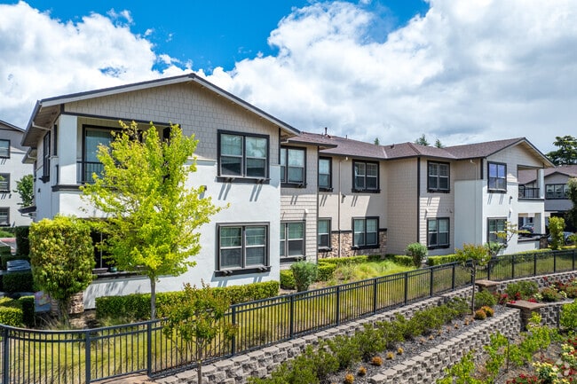 Photo - Alexander Crossing