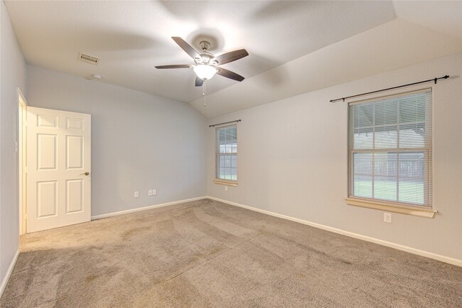 Building Photo - 503 W Linney St