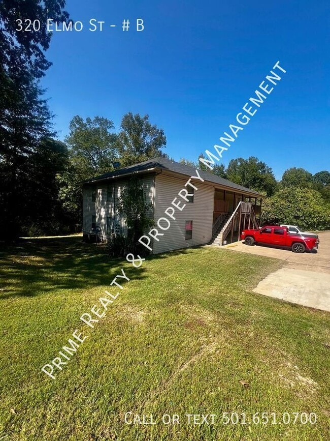 Building Photo - 320 Elmo St Unit # B