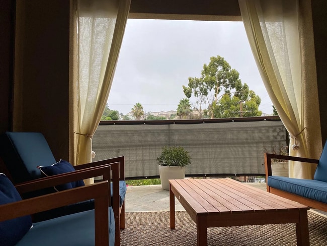 Balcón privado - 6221 Monterey Rd Unidad 102