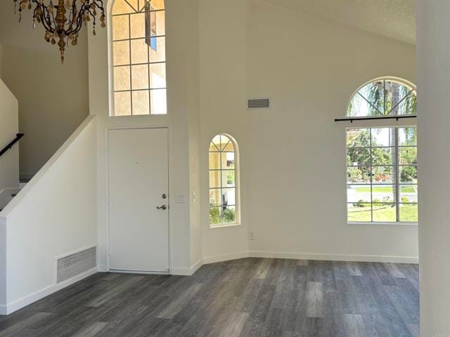 Photo - 735 Rivertree Dr