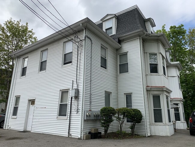 Building Photo - 7 Mt Vernon St Unit 5