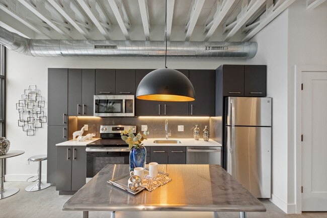 Building Photo - The Clawsonian Rental