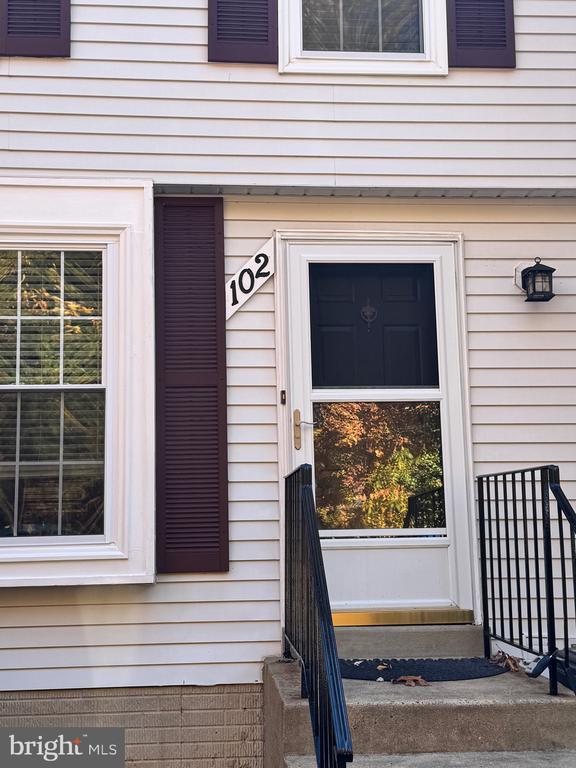 Building Photo - 102 Essex St