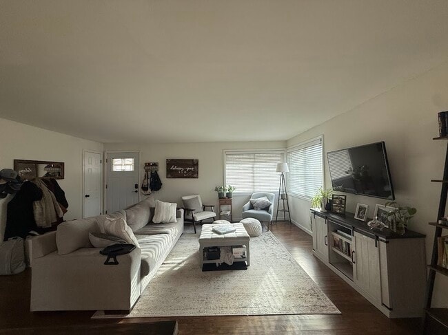 Photo - 8191 Raleigh Pl