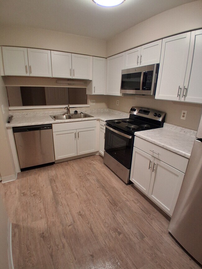 Photo - Avalon Place