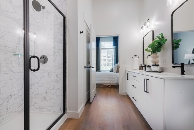 Photo - Finley on the Green