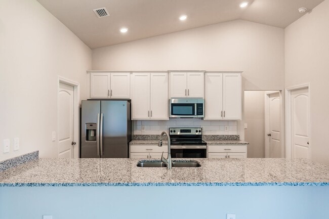 Photo - 4243 NE 17th Ave