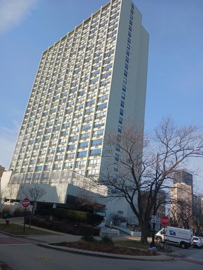 Building Photo - 5100 N Marine Dr Unit 3H