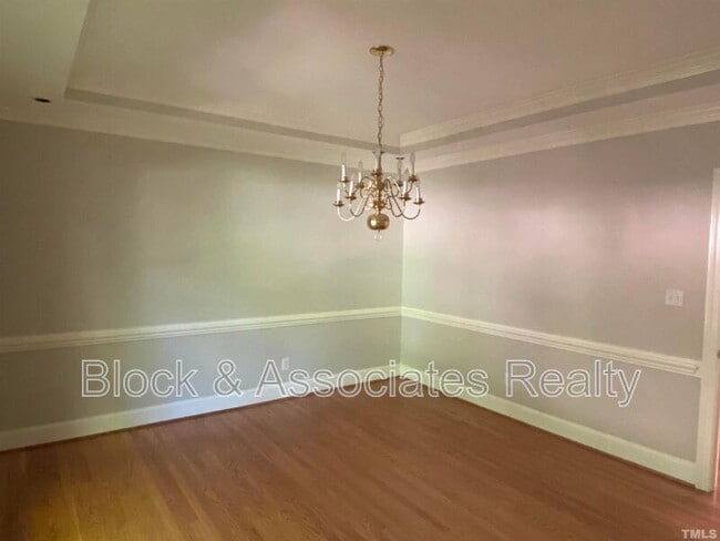 Photo - 10621 Cahill Rd