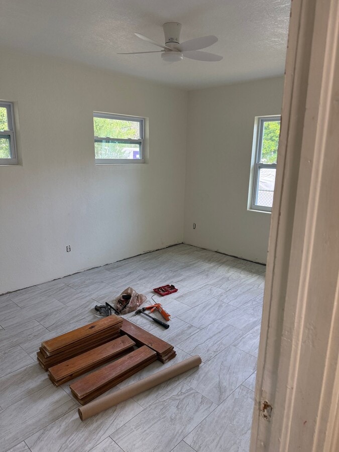 Photo - 309 Ivy St Unidad A