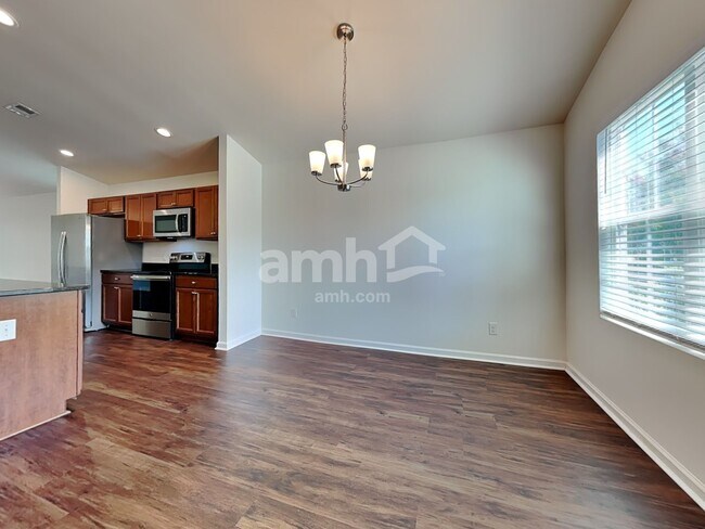 Photo - 43 Blackberry Cir