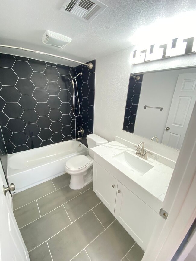Photo - Delightful 2BED/2BATH Condo tucked away in a picturesque Henderson community! Unit #1181