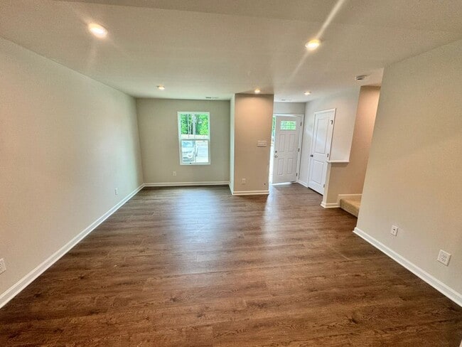 Photo - 5317 Canterbury Rdg Ct