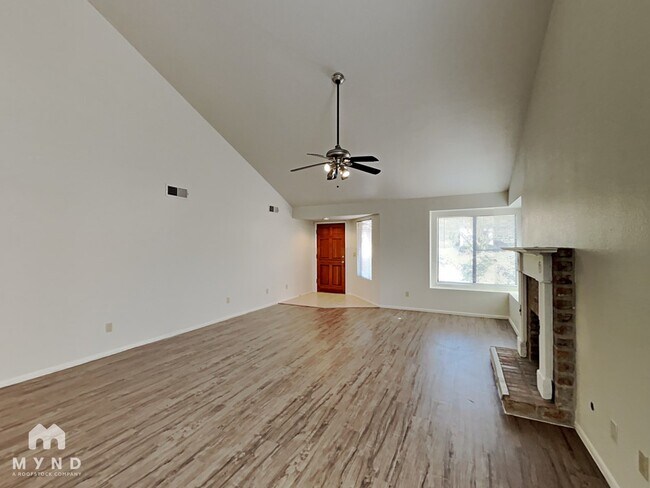 Photo - 10487 N Fairway Vista Ln House