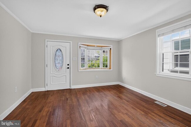 Photo - 1439 E Oxford St