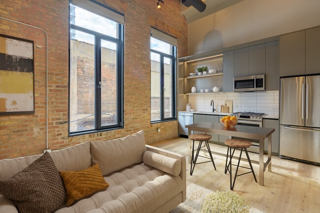 Photo - 729 N Sangamon St Unit 413