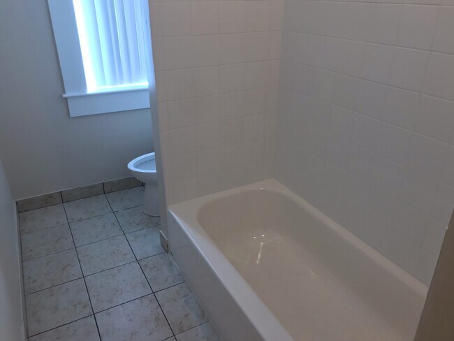 Photo - 15 Short St Unit 3