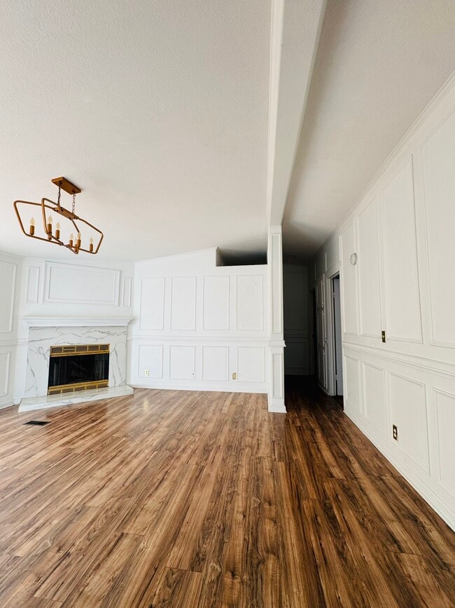 10118 Berrypatch Ln