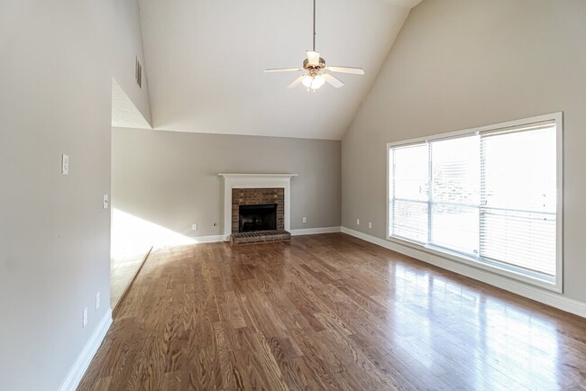 Photo - 248 Pebble Creek Dr