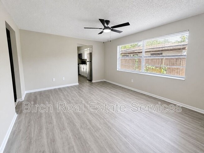 Photo - 447 2nd Ave