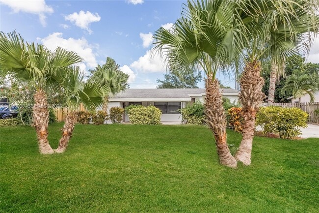 Photo - 848 Arlington Dr