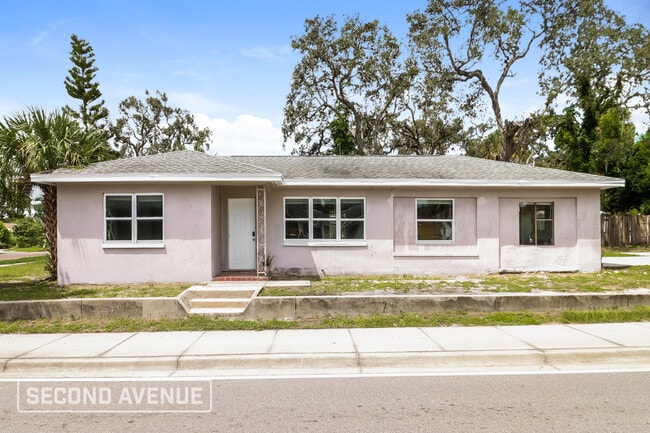 Building Photo - 712 S Highland Ave Rental