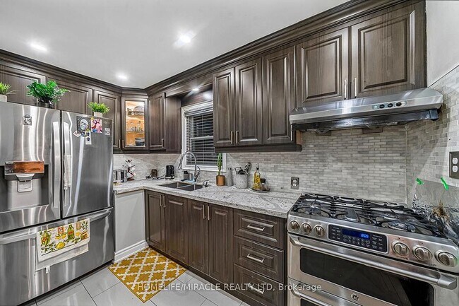 Photo - 105 Silurian Rd