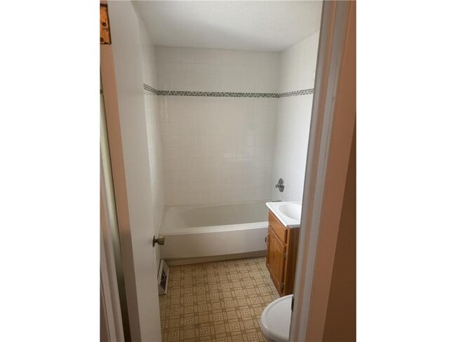 Photo - 301 S Park Ave