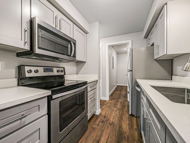 Photo - 5956 Fauntleroy Wy SW Unit 1
