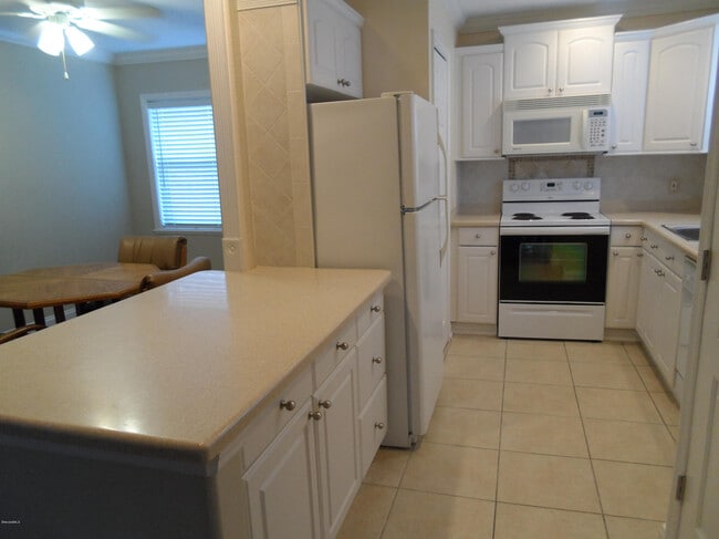255 Spring Dr Unit 1