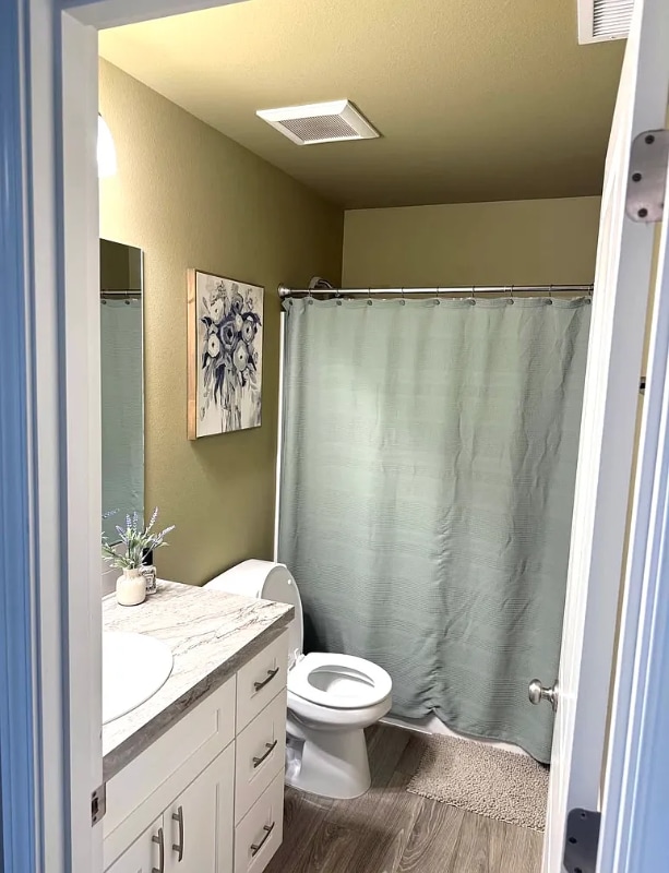 Photo - 216 E Montmorency Blvd