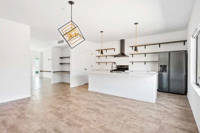 Photo - 6605 North Ave