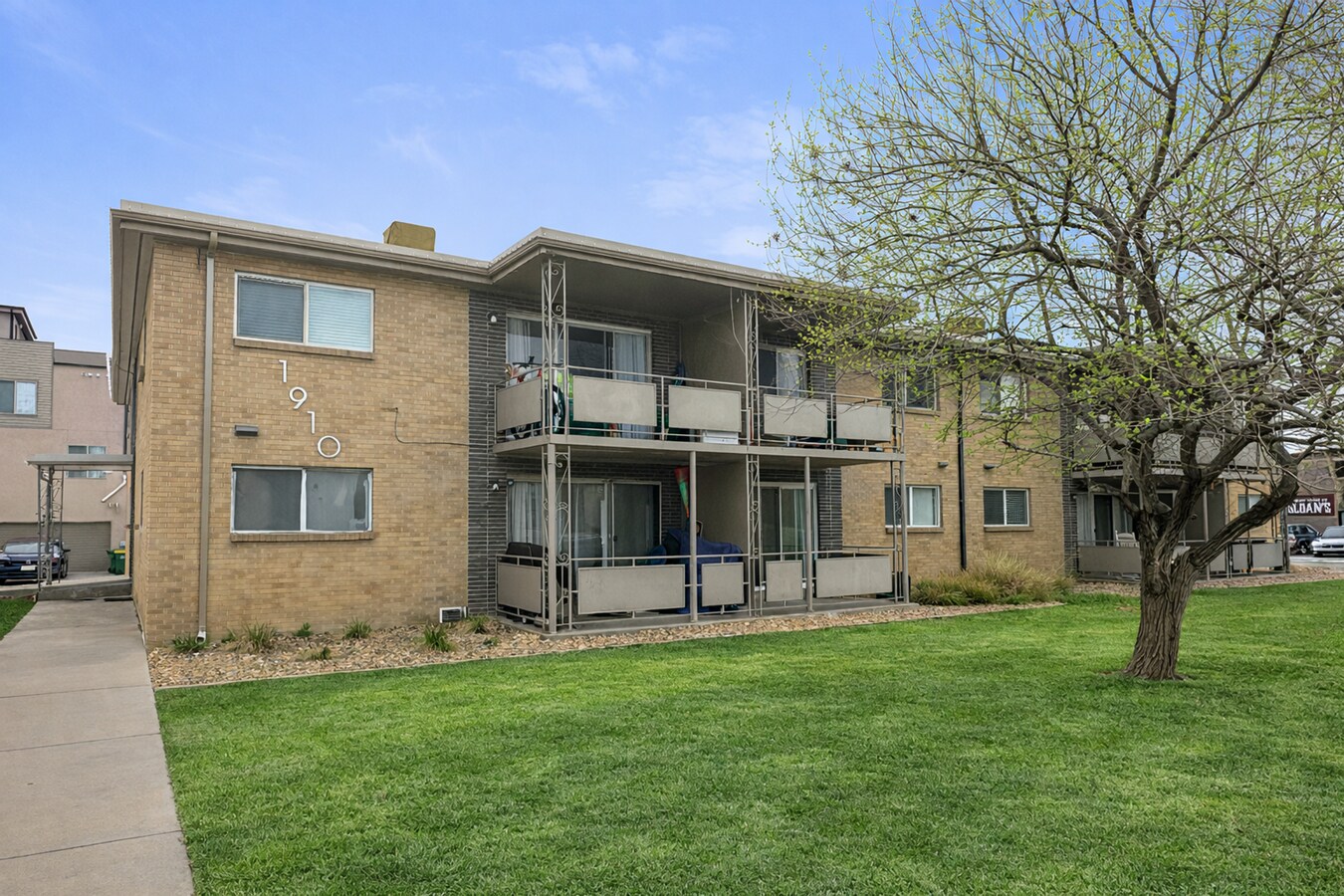 Photo - 1910 Fenton St Unidad 07