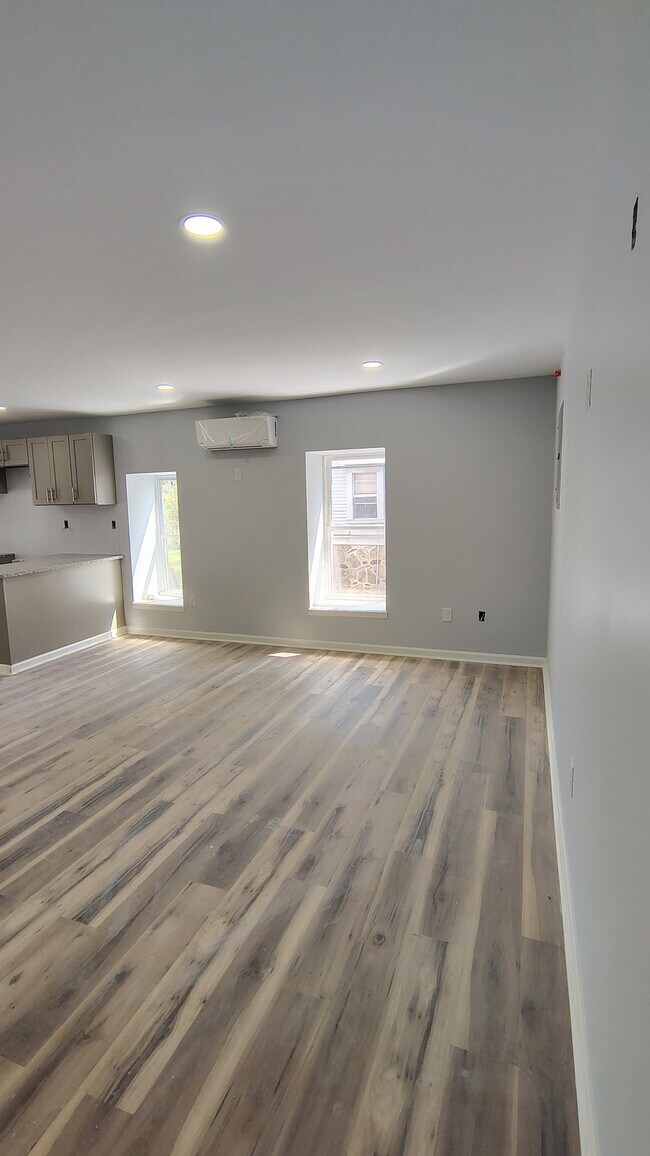 Photo - 3412 N 19th St Unit 3