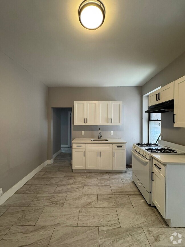Building Photo - 6 Bergen Ave Unit 13 Rental