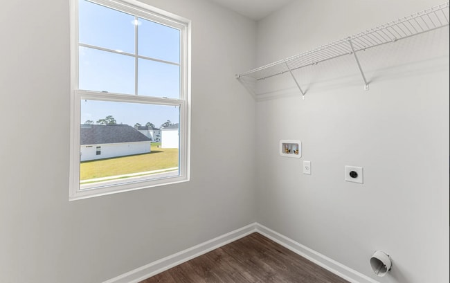 Photo - 240 Justify Ave