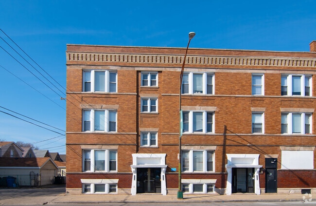 Building Photo - 1546 N Homan Ave. Unit 1 Rental