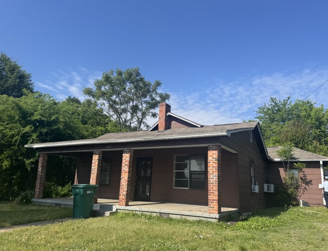 Photo - 1017 Hunter Ave