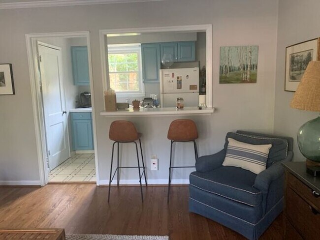 Photo - Charming 1BR/1BA Now Available in SouthPark Area!