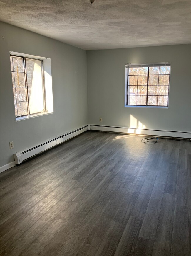 Photo - 119 Grove St Unit 241