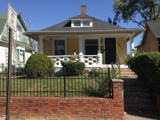 Photo - 2927 Winthrop Ave House