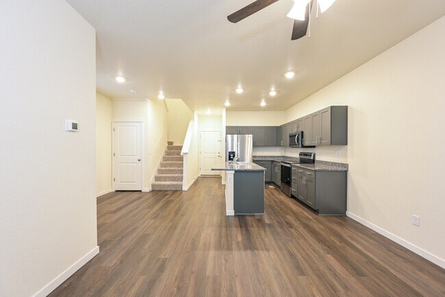 Photo - 13447 Oneida Ln